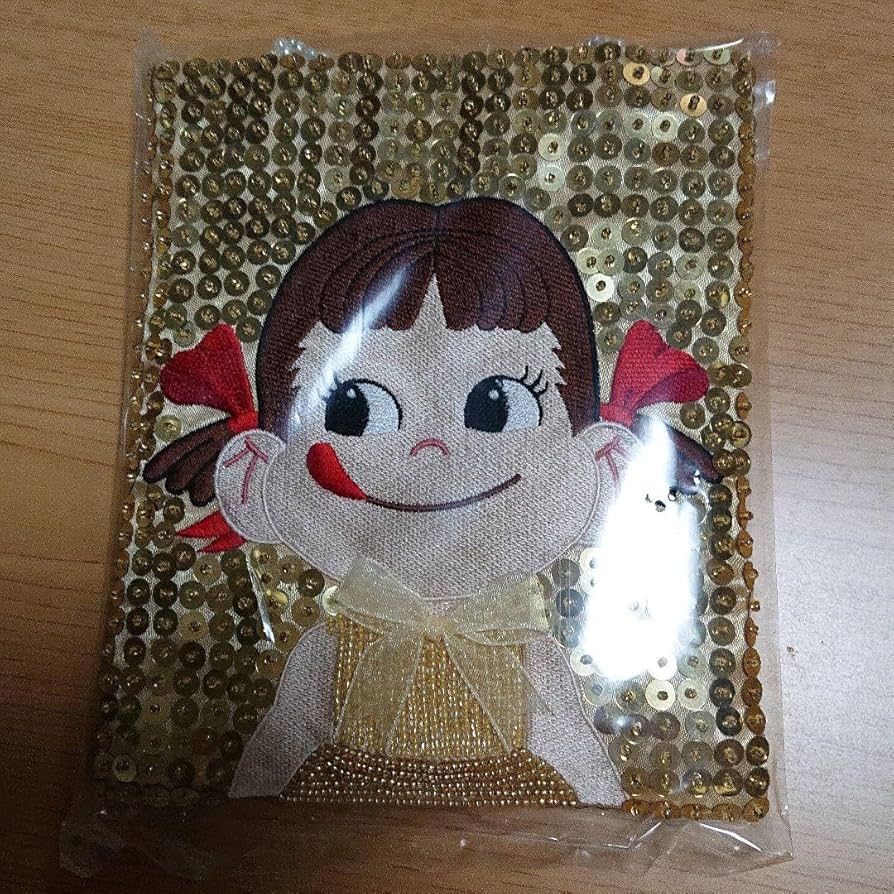 Amazon.co.jp: ペコちゃん 不二家 スパンコールバック 持ち手が